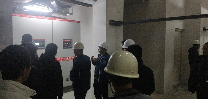 眾利聯合消防控制柜驗收現場照片1